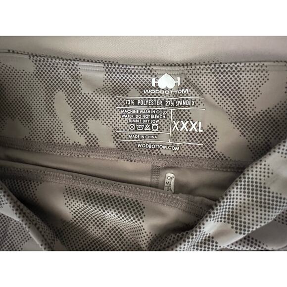 Wodbottom NWT Women’s Gray Reflective Camo Activewear shorts - size XXXL - Picture 5 of 8